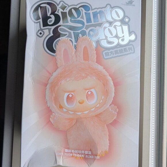 POP MART The Monsters Big into Energy Series-Vinyl Plush Pendant Blind Box, Blin - Picture 1 of 7